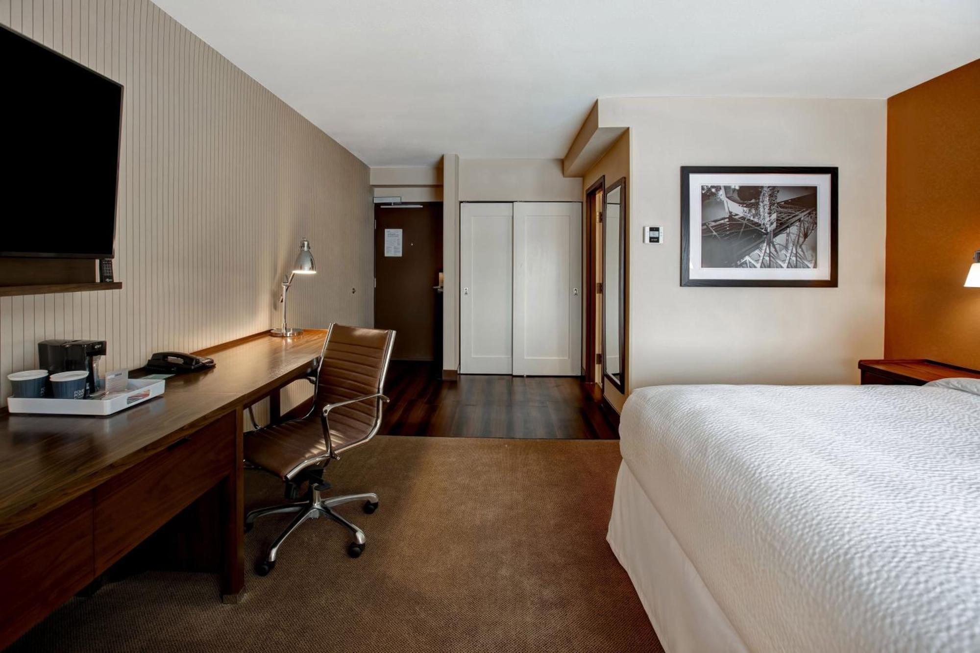 Four Points By Sheraton Peoria Exterior photo