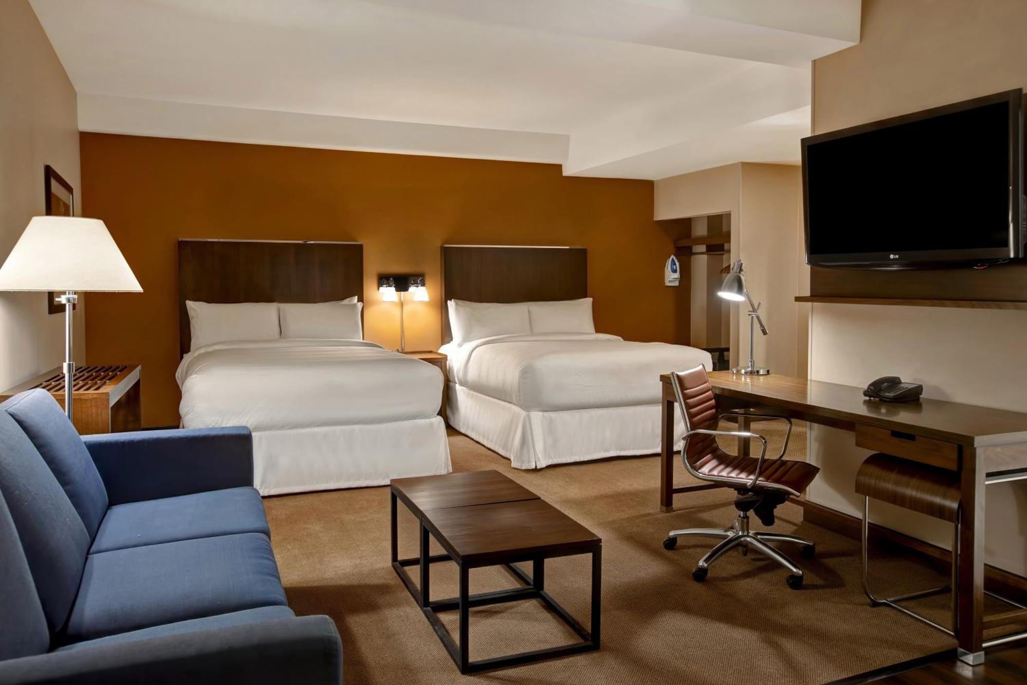 Four Points By Sheraton Peoria Exterior photo