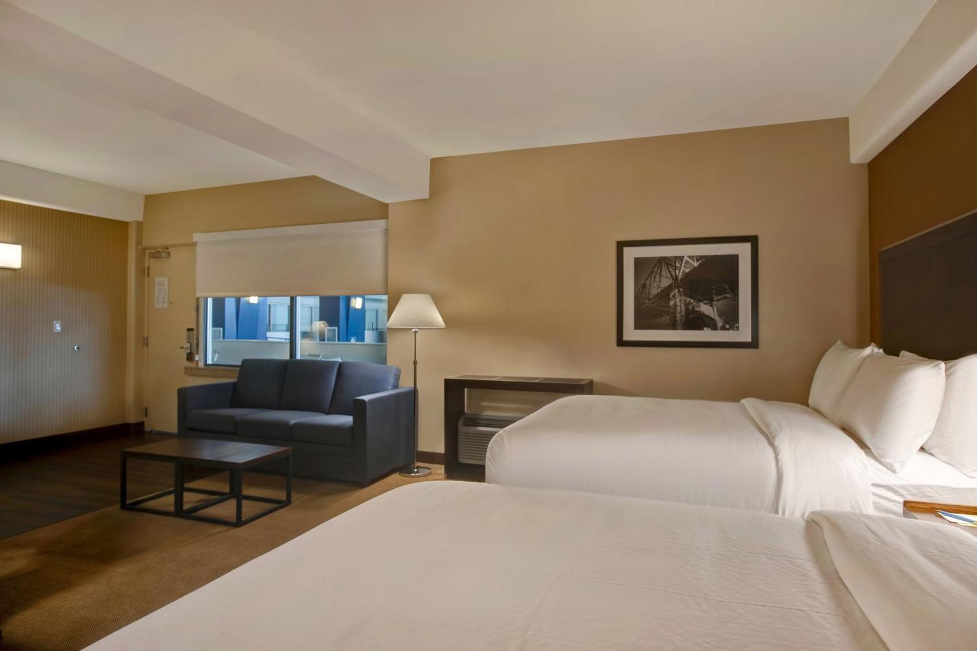 Four Points By Sheraton Peoria Exterior photo