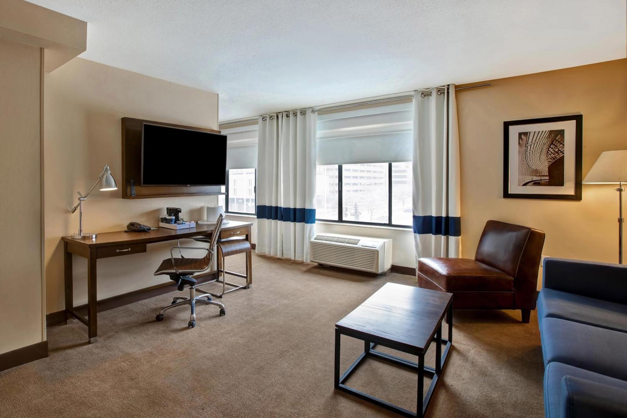 Four Points By Sheraton Peoria Exterior photo