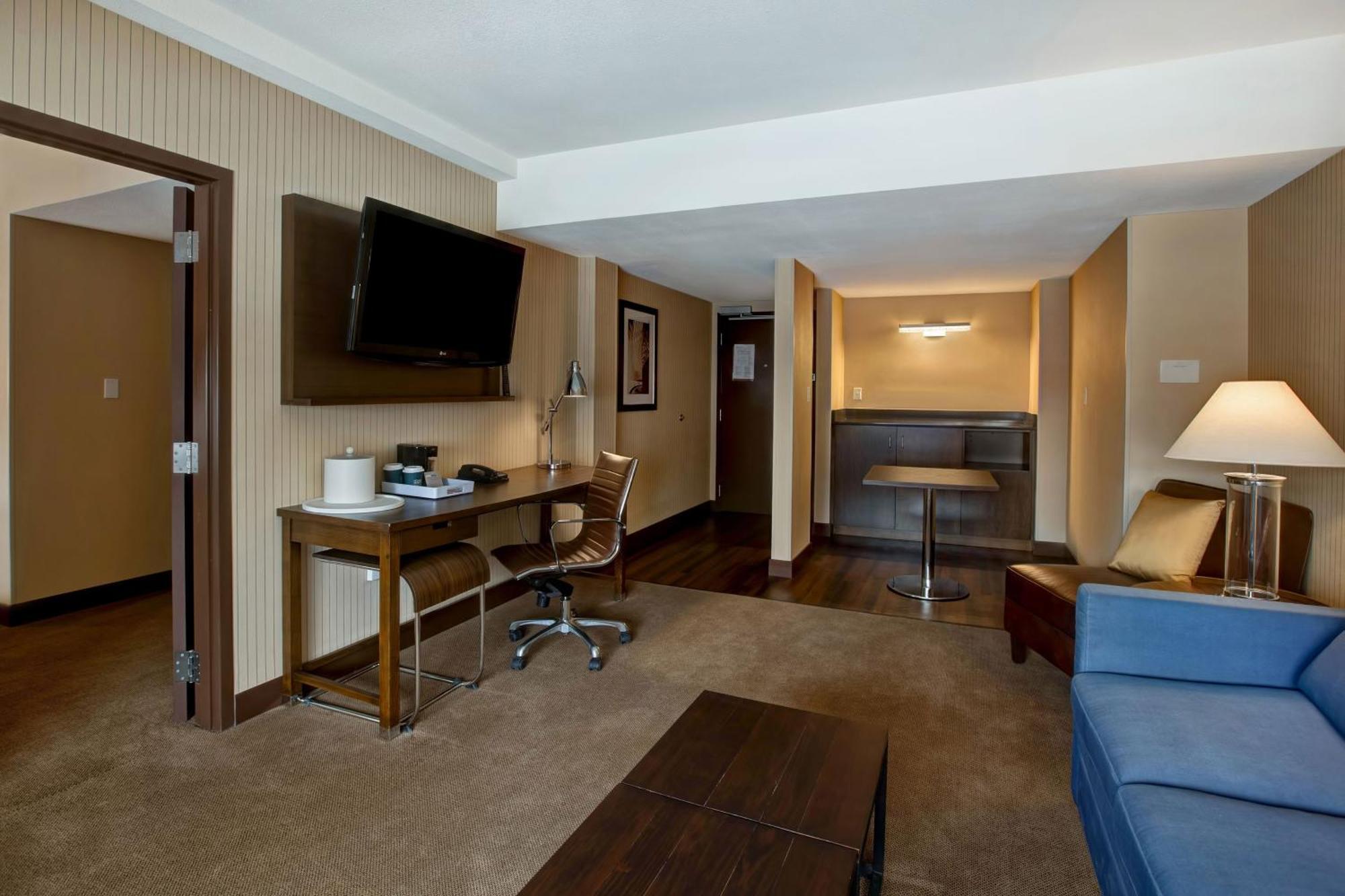 Four Points By Sheraton Peoria Exterior photo